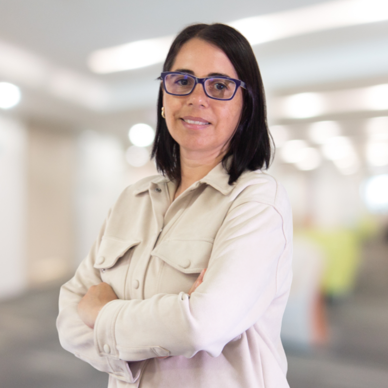 LUCIE ECKER LEDESMA